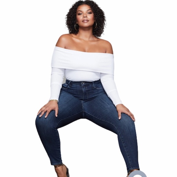 Good American Good Legs Crop Super Stretch Jeans - Picture 5 of 16